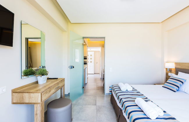 Theo Star Beach Hotel - Photo 49