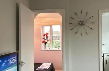 Sleek & Stylish - E15 Apartment With Parking - Foto 10