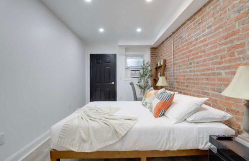 Sojourn Studio Cosmopolitan Pad 5 Min from Metro - Foto 9