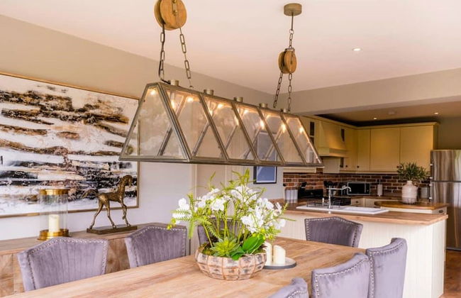 Luxurious 4 Bedroom Vineyard Villa Stanlake Park - Foto 51