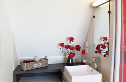 Les Mazaux avec piscine chauffée au nord de Sarlat - Foto 14