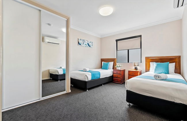 Cityville Apartments & Motel - Photo 7