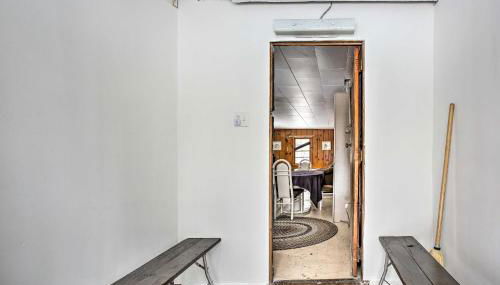 Remote Michigan Retreat on 10 Acres with Grill! - Foto 4