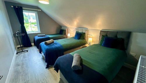 4 Bedroom Forest View House & Hot Tub sleeps - Foto 2