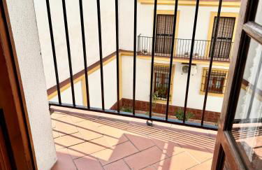 Centro histórico a pie, parking gratis - Foto 9