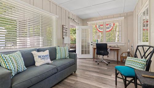 Whispering Arbor by Juniper Holiday + Home - Foto 4