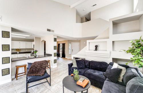 Las Vegas Home with Private Pool - Close to Casinos! - Foto 7