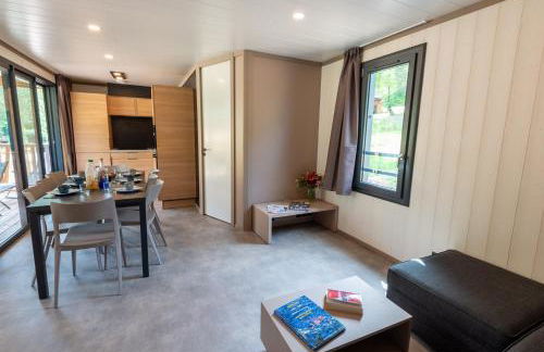 Gîte Chalet 6/8 pers. - Camping Les Berges du Bramont - Foto 38