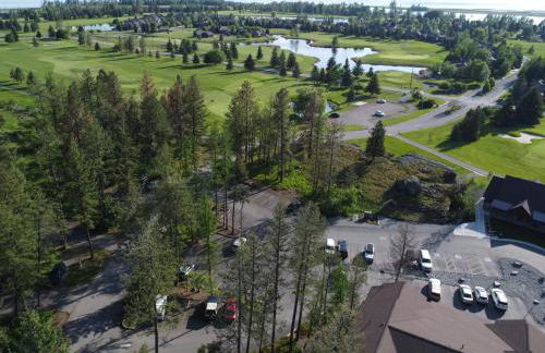 Luxury Townhome in Exclusive Eagle Bend - Photo 4