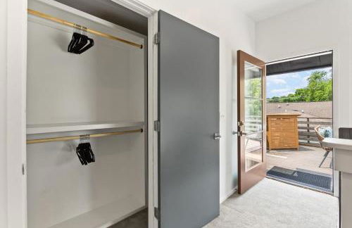 12 South Home WALK to Belmont with Deck and Patio - Foto 32