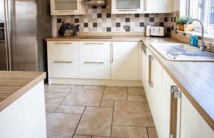 Harvest House with Games Room - Photo 24