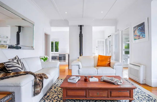 Sunny Two-Bedroom Villa - Foto 3