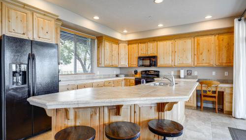 Pool Access & Patio! Resort-Style St George Condo - Foto 4