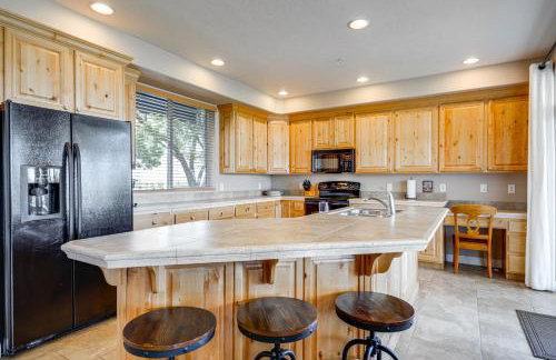 Resort-Style St George Condo with Private Patio - Foto 7