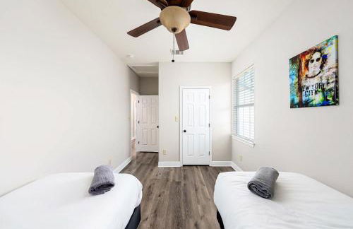 Upstay East Austin Retreat w Yard - 5min to Downtown - Foto 26