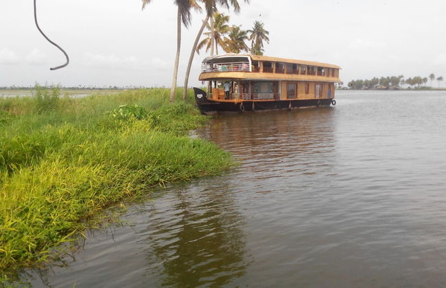 Lake India House Boats - Foto 8