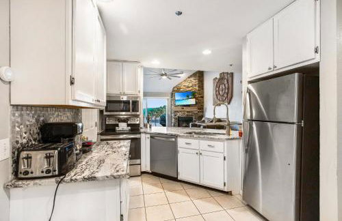 Penthouse Living In The Heart of the State Park - Foto 13