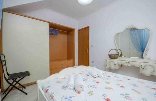 Lovely Apartment for 6Ppl , 2 BDRM , in Naxos , private patio - Foto 10