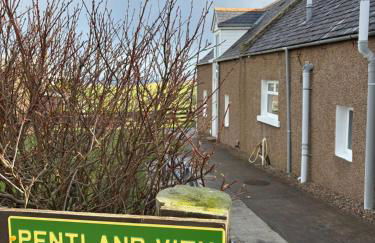 Pentland view croft with a sea view - Foto 13
