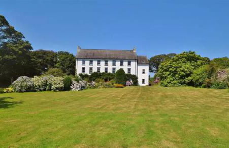 Cuffern Manor - Foto 2