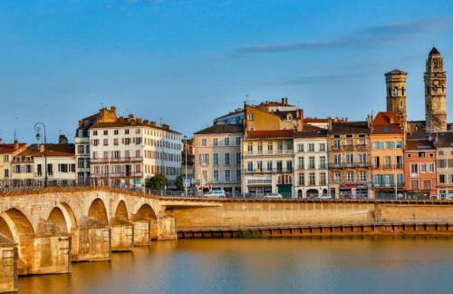 Spa-Sauna-Ciel de pluie tropicale-Champagne Nuit Romantique - Escapade Mâconnaise - Foto 55