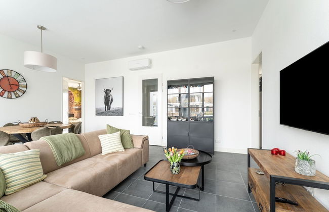 Villa in Zeewolde With Terrace - Photo 12