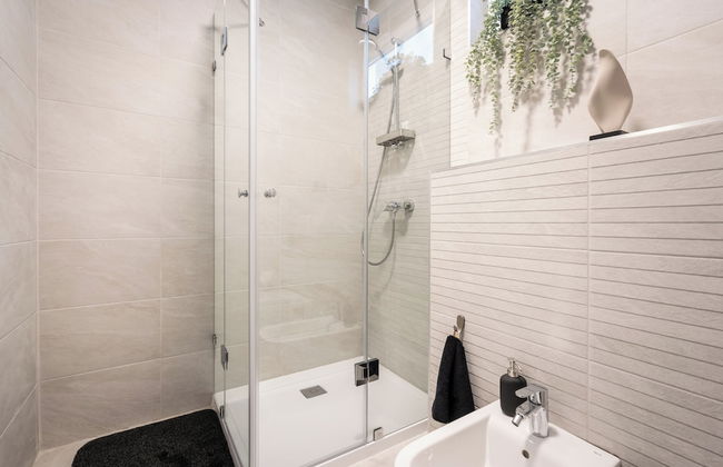 The Rose Garden Apartments - Photo 60