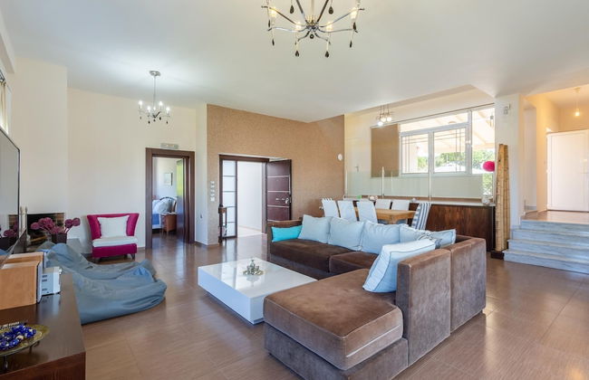 Villa Thetis Large Private Pool Walk to Beach Sea Views A C Wifi Car Not Required Eco-friendl - 2302 - Photo 19