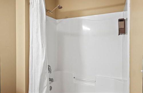 Black Bear Lodge Condo with Kayaks BBQ & Fire Pit - Photo 28