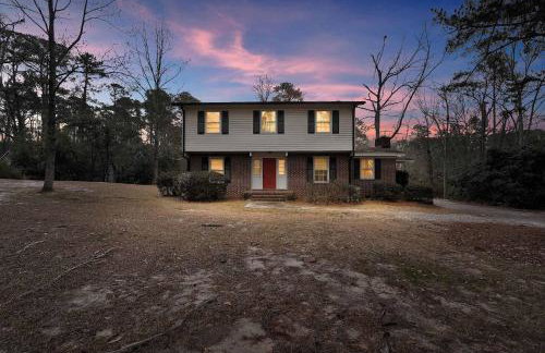 5BR Woodland Retreat on 7 Acres with a Pond - Photo 32