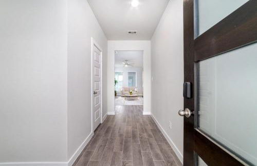 Modern and Spacious 4BR Home in Rosenberg, TX - Foto 2