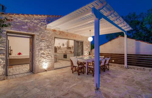 Villa Daniela - Private Pool and Serene Location, by ZanteWize - Foto 42