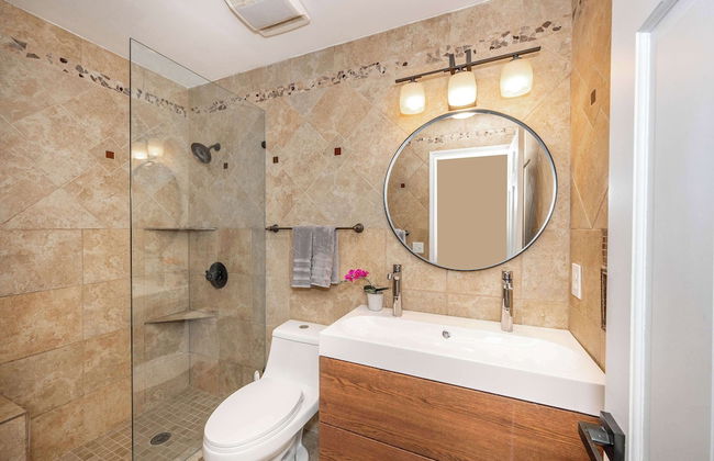 Top Notch City Escape w King Bed - Foto 29