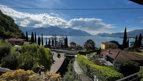 Postcard view 3 minutes walk from the lake - Photo 2