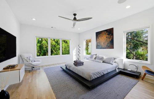 4BR Urban Oasis with Rooftop and Jacuzzi - Foto 16