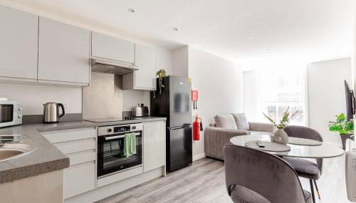 1-Bed Apartment With Sofa Bed in City Centre, Steps from Bold Street and Nightlife - Foto 4, stove, toaster