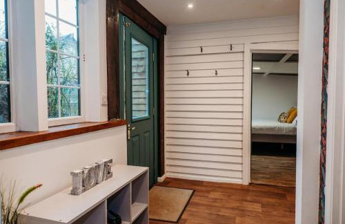 Heron's Perch- A pond-side retreat with cinema room - Photo 67