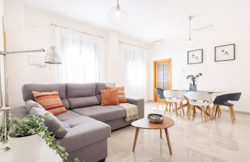 Teodosio Apartment FREE PARKING & CENTRAL AC - Photo 3