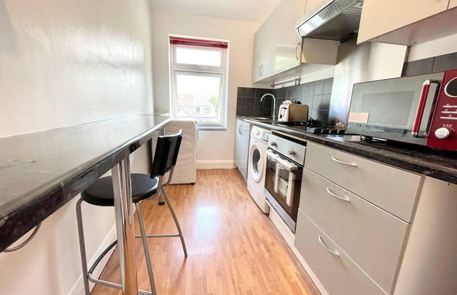 Lovely 2-bed Tree-hole in Northolt Southharrow - Foto 8