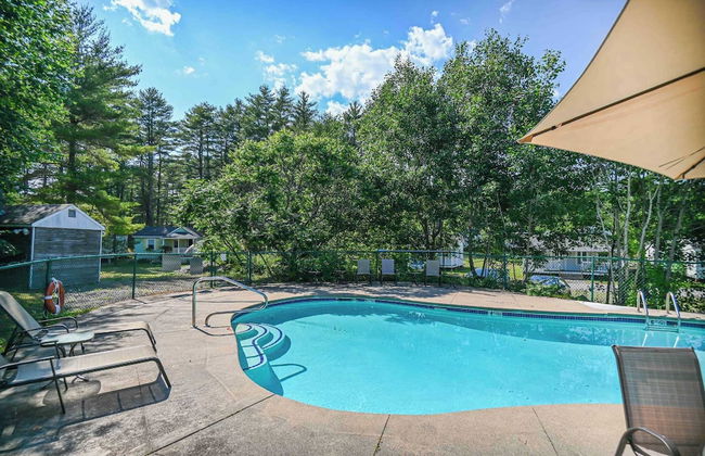 Cozy Cottage w/ Pool, BBQ and Outdoor Seating! - Photo 14
