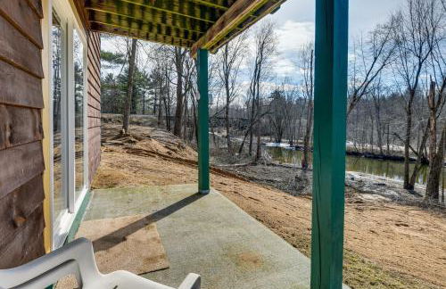 Riverfront Peru Cabin about 2 Mi to Lake Champlain! - Foto 22