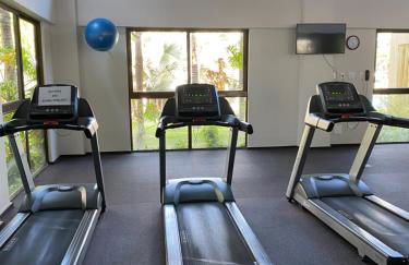 Apto Beira Mar Térreo com área gourmet Praia de Muro Alto - Foto 47