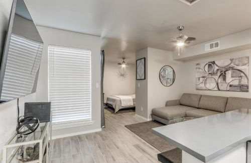 Quiet Modern Heavenly Paradise Love and Balcony Near Lake, Mall, Food, Entertainment! - Foto 22