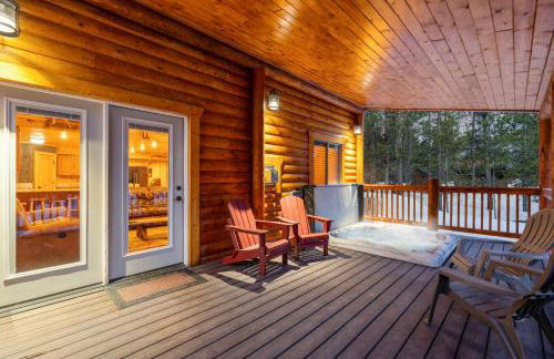 Rustic Retreat, Sleeps 20, Epic Game Room, Hot Tub, 20min to Yellowstone - Foto 3