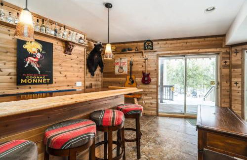 Lazy River Cabin: Lakefront Stay - Foto 15