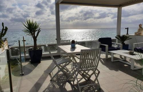 Beach-Front Bahia Dorada - Photo 77