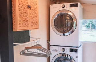 Romantic Cottage with Sauna and Cold Plunge - Foto 12