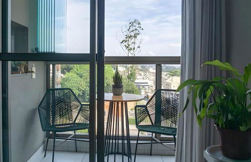 Perto do Barigui • Varanda c/ Churrasqueira - Foto 26