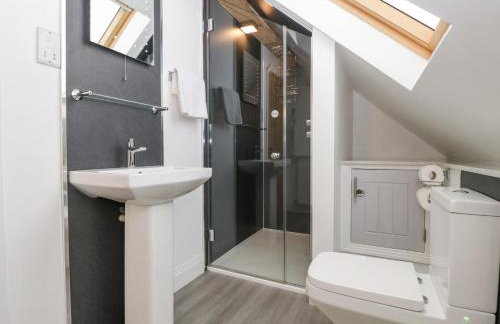 The Coach House - Photo 27