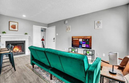 Relaxing 2BR Apartment with Pool and Gym - Foto 9